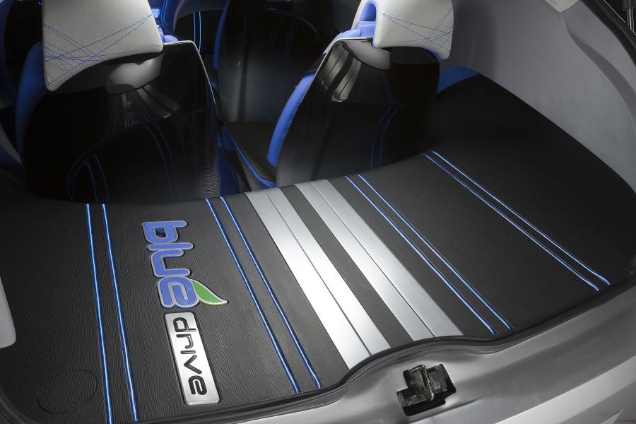  Hyundai HCD-11 Nuvis Concept 2009 года  (фото 2 из 96)